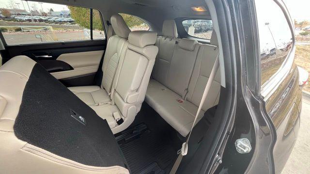 used 2020 Toyota Highlander car, priced at $26,000