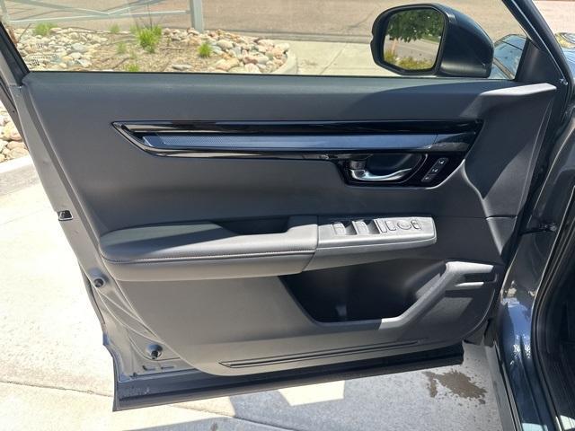 new 2025 Honda CR-V Hybrid car, priced at $42,495