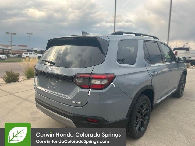 new 2025 Honda Pilot car, priced at $53,450