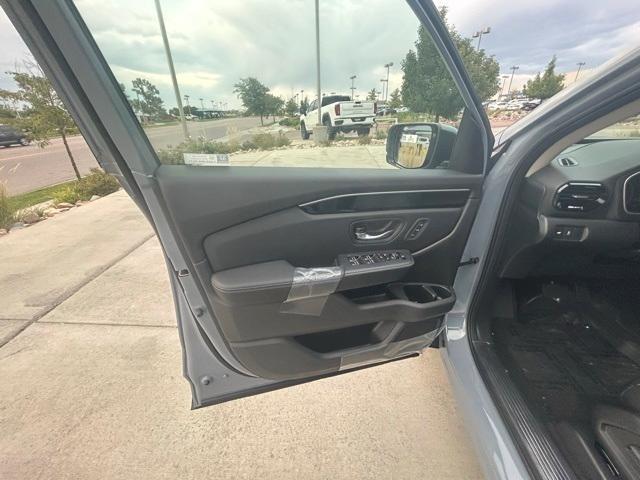 new 2025 Honda Pilot car, priced at $53,450