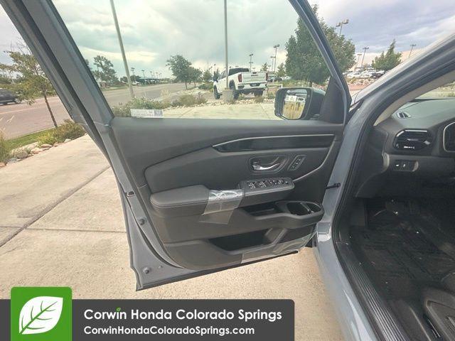 new 2025 Honda Pilot car, priced at $53,450