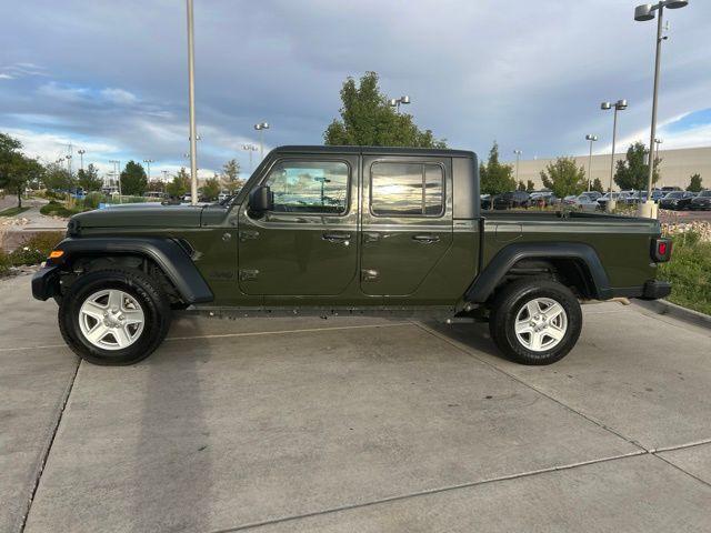 used 2023 Jeep Gladiator car, priced at $26,200