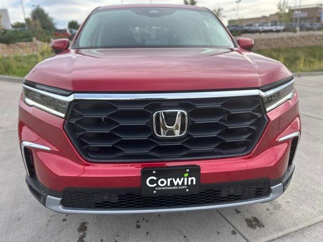 new 2025 Honda Pilot car, priced at $48,280