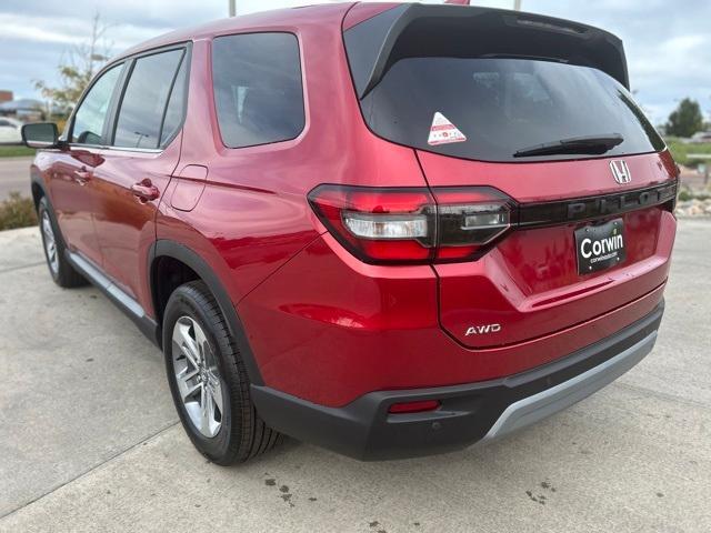 new 2025 Honda Pilot car, priced at $48,280