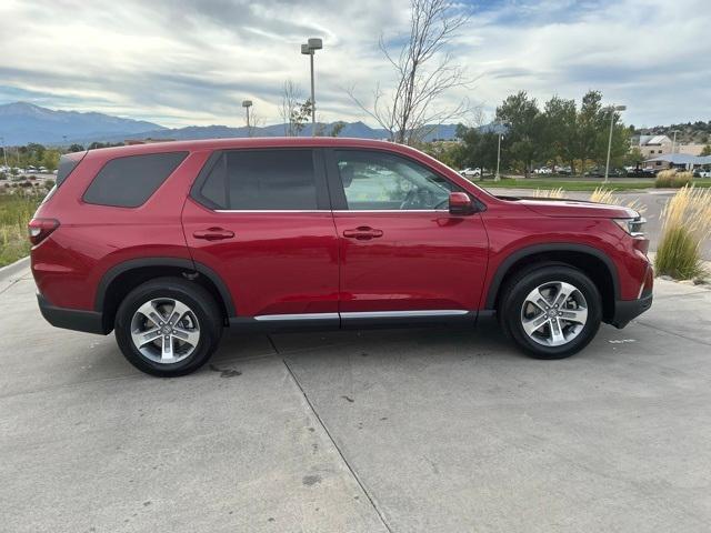new 2025 Honda Pilot car, priced at $48,280