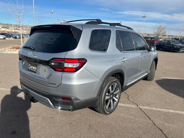 new 2025 Honda Pilot car, priced at $52,715