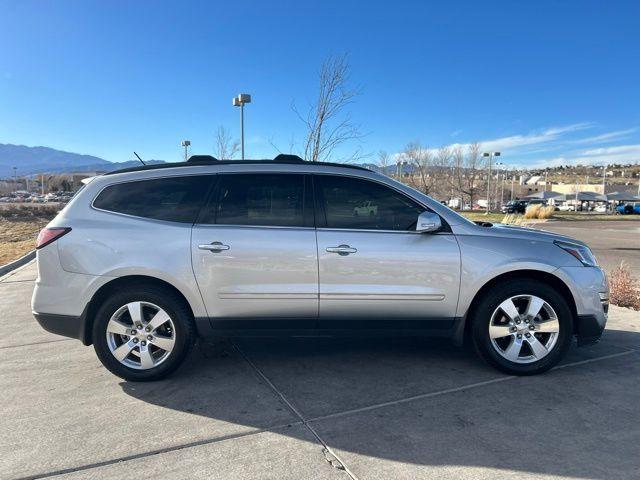 used 2014 Chevrolet Traverse car, priced at $10,000