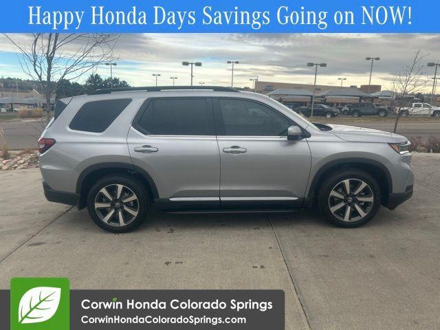 new 2025 Honda Pilot car, priced at $54,575