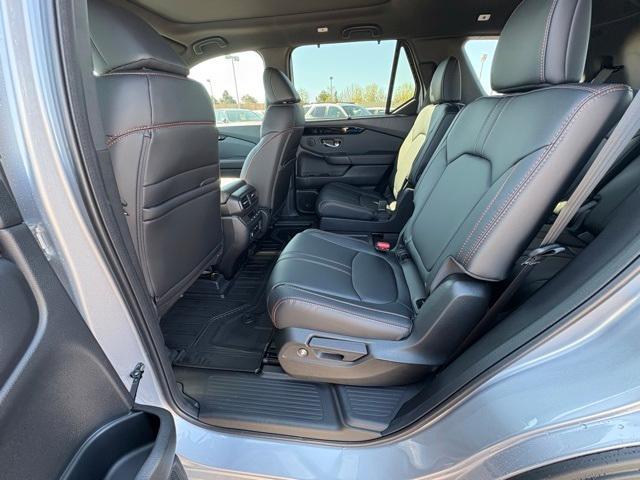 new 2025 Honda Pilot car, priced at $50,850