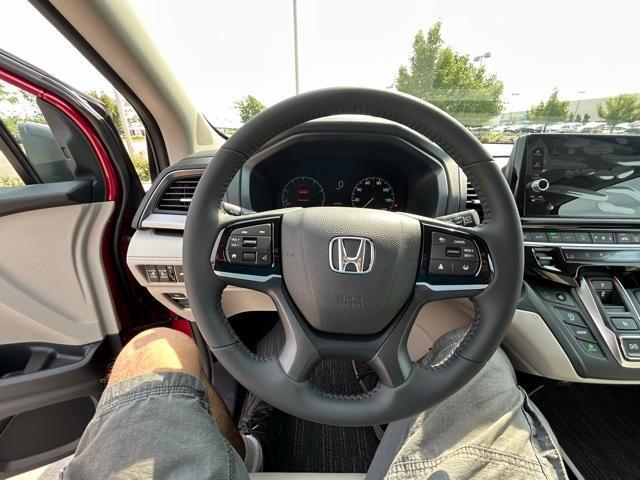 new 2025 Honda Odyssey car, priced at $44,125