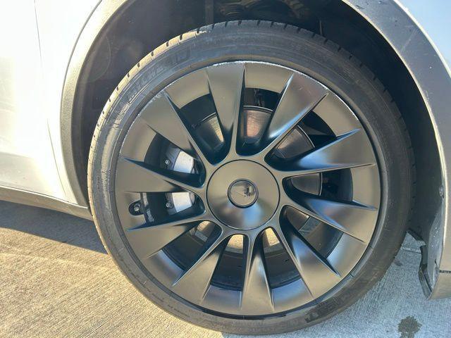 used 2022 Tesla Model Y car, priced at $27,900