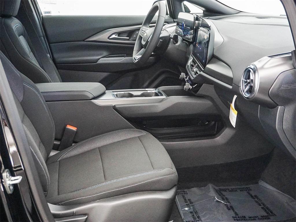 new 2026 Chevrolet Equinox EV car, priced at $31,270