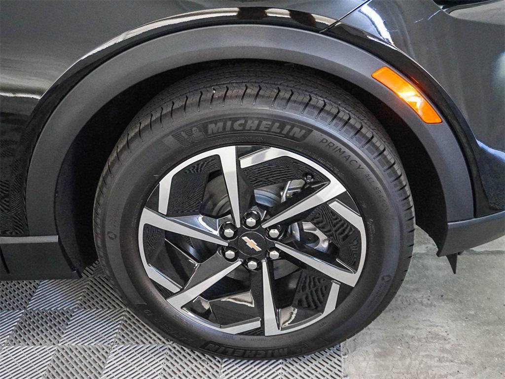 new 2026 Chevrolet Equinox EV car, priced at $31,270