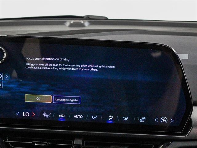 new 2025 Chevrolet Equinox EV car, priced at $40,090