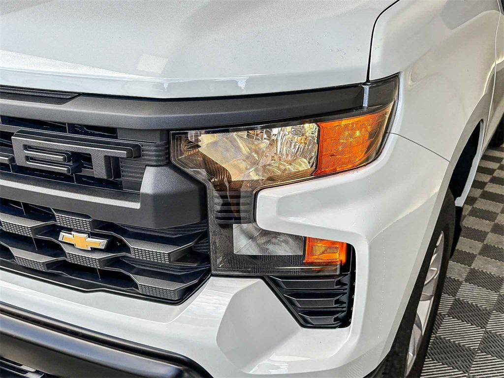 new 2026 Chevrolet Silverado 1500 car, priced at $30,165