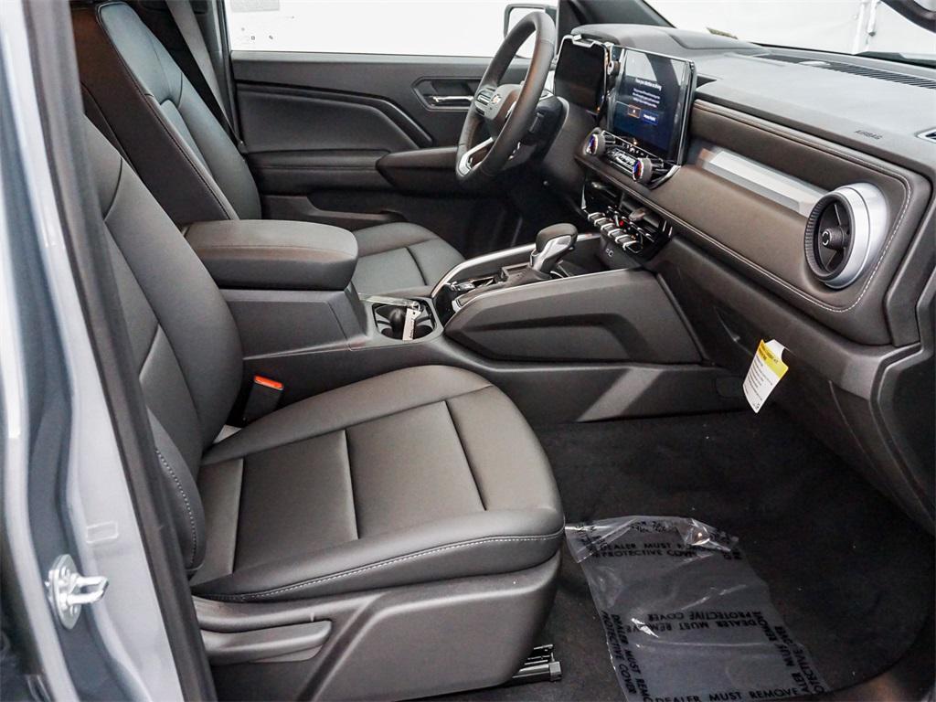 new 2025 Chevrolet Colorado car, priced at $37,995