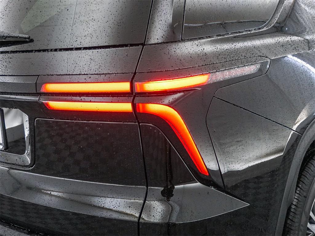 new 2026 Chevrolet Traverse car, priced at $39,695