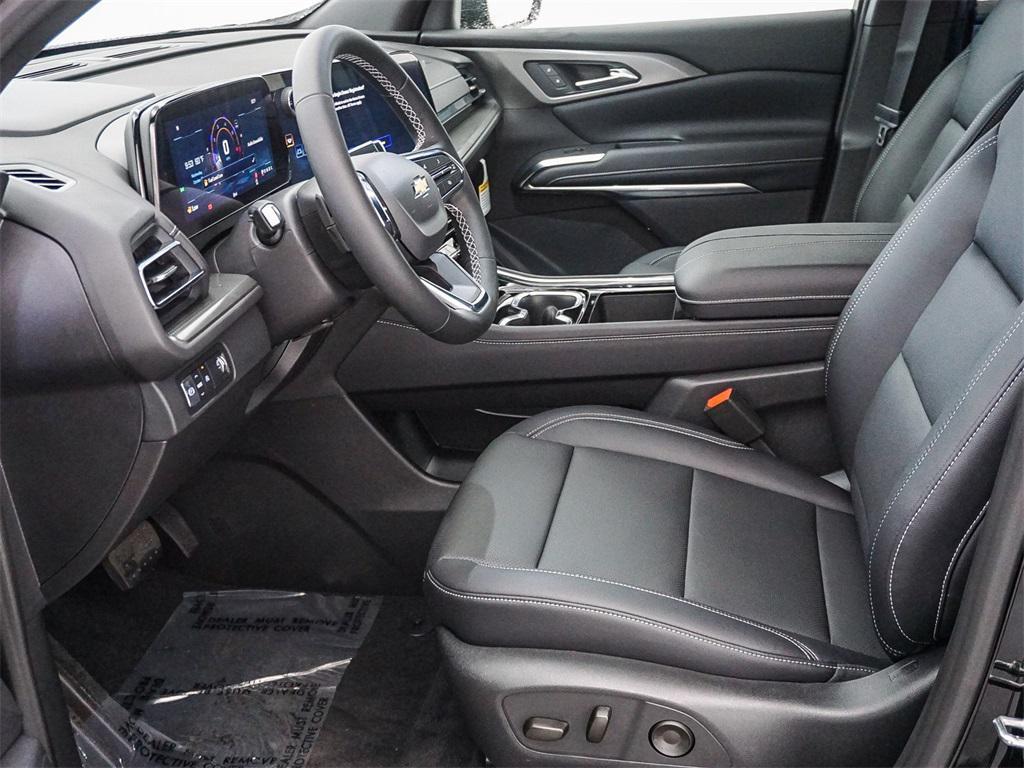 new 2026 Chevrolet Traverse car, priced at $39,695