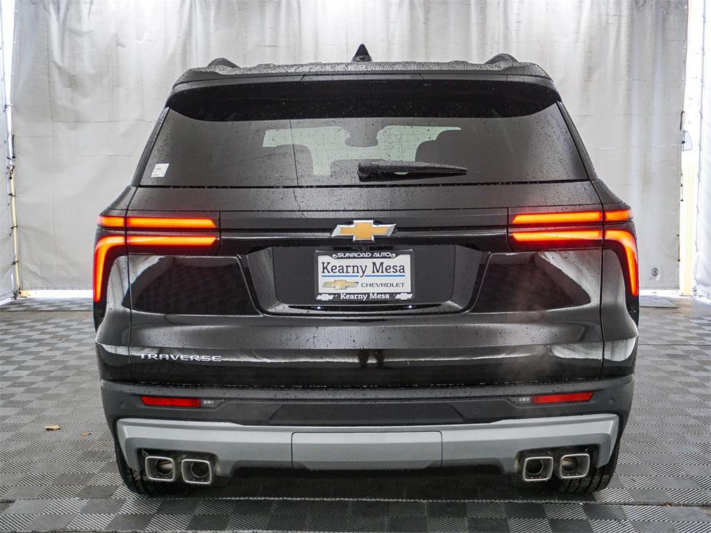 new 2026 Chevrolet Traverse car, priced at $39,695