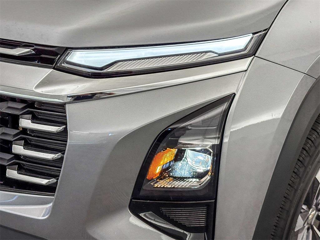 new 2026 Chevrolet Equinox car, priced at $27,870