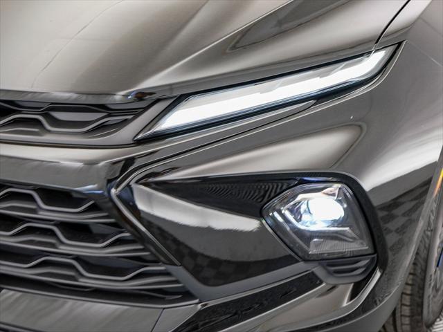 new 2025 Chevrolet Blazer car, priced at $39,925