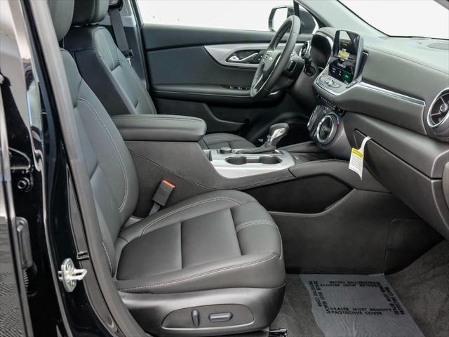 new 2025 Chevrolet Blazer car, priced at $39,925