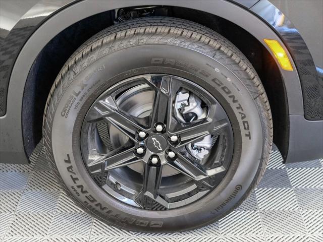 new 2025 Chevrolet Blazer car, priced at $39,925