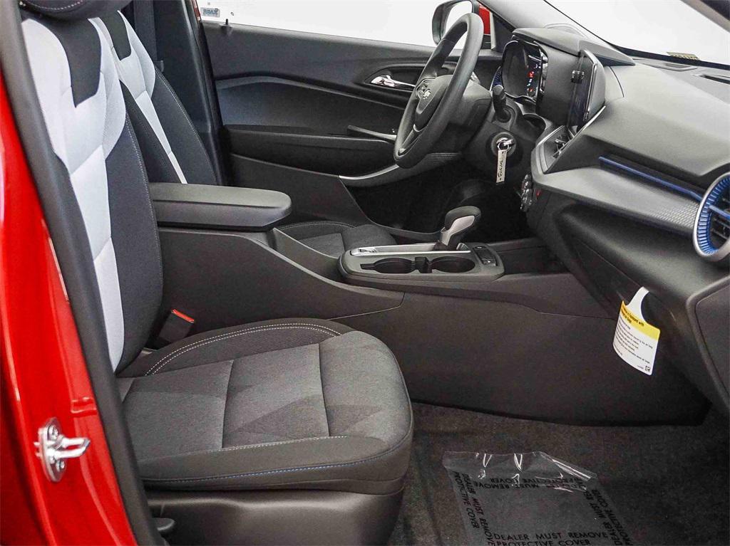 new 2026 Chevrolet Trax car, priced at $22,885