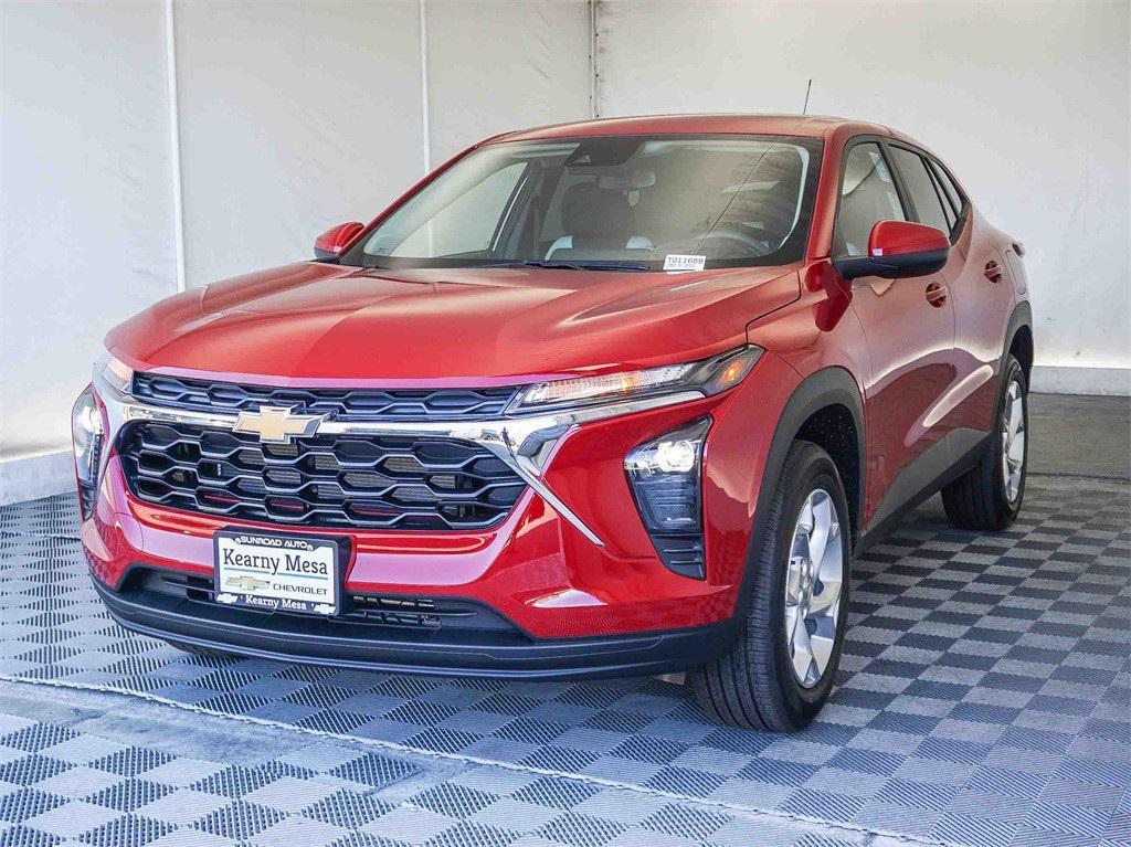 new 2026 Chevrolet Trax car, priced at $22,885
