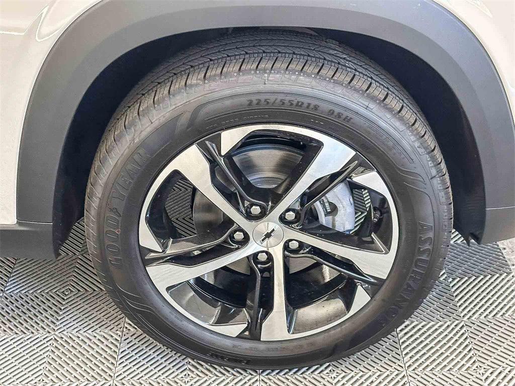 new 2026 Chevrolet Trax car, priced at $23,285