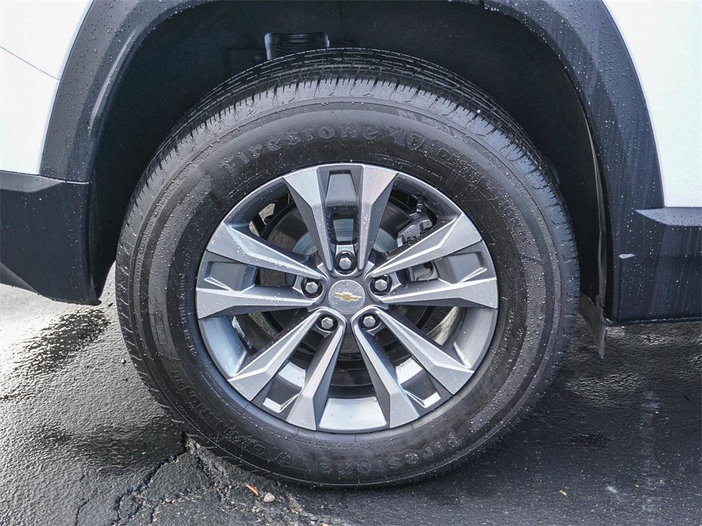 used 2025 Chevrolet Equinox car, priced at $23,995