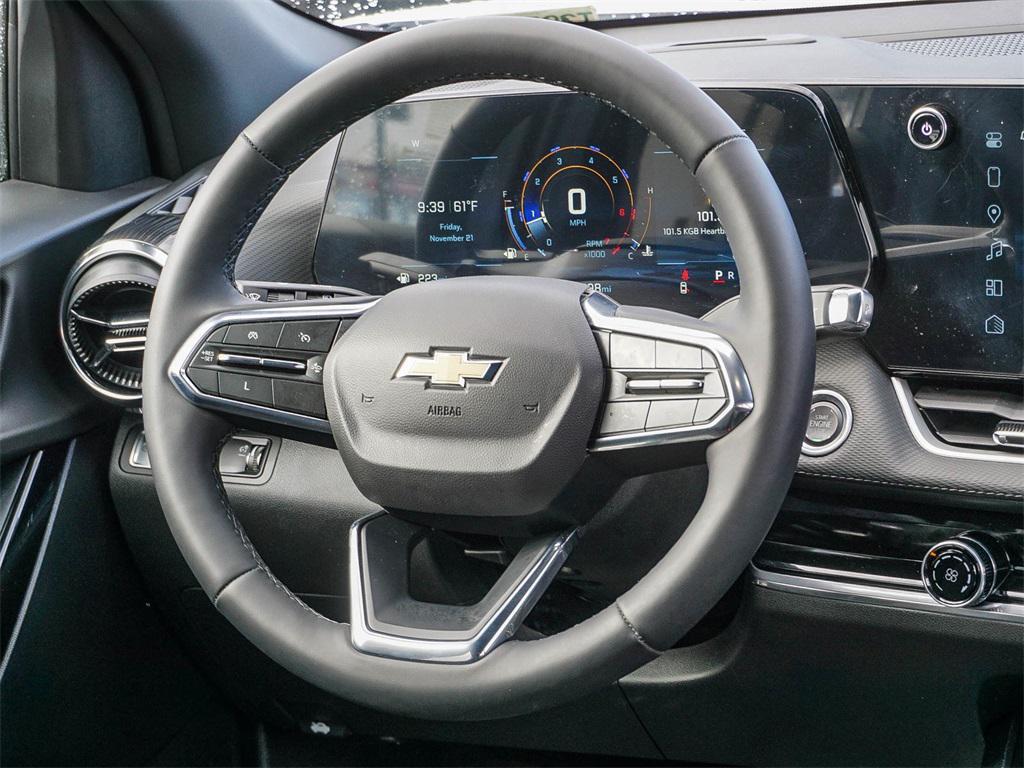 used 2025 Chevrolet Equinox car, priced at $23,995