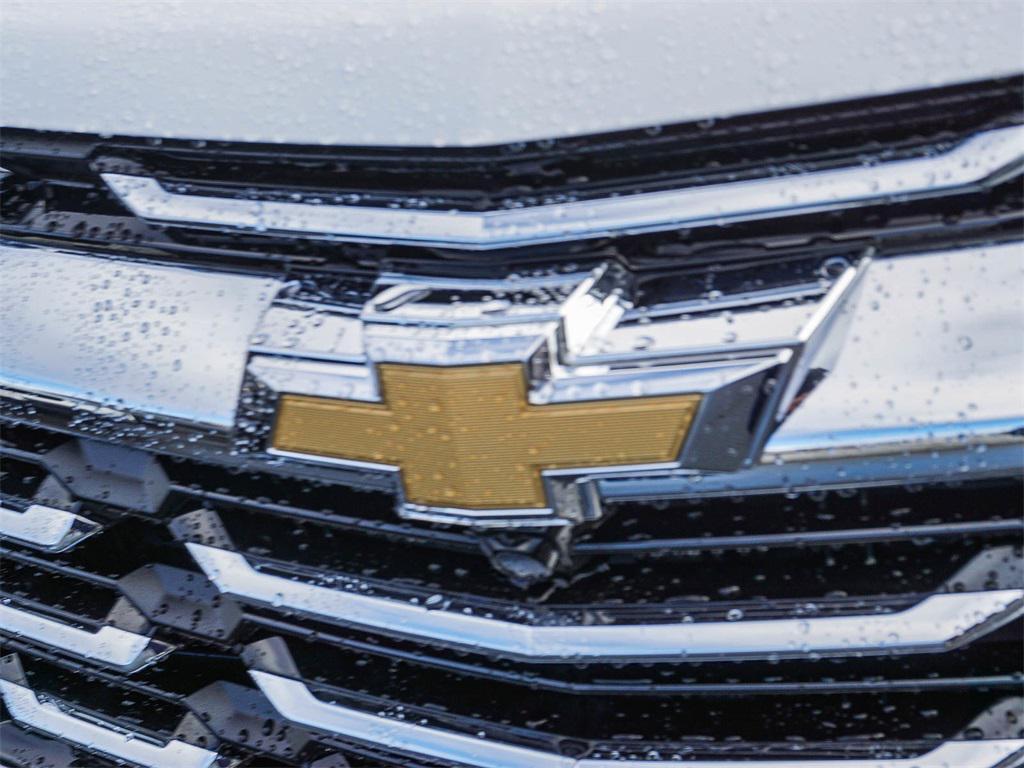 used 2025 Chevrolet Equinox car, priced at $23,995