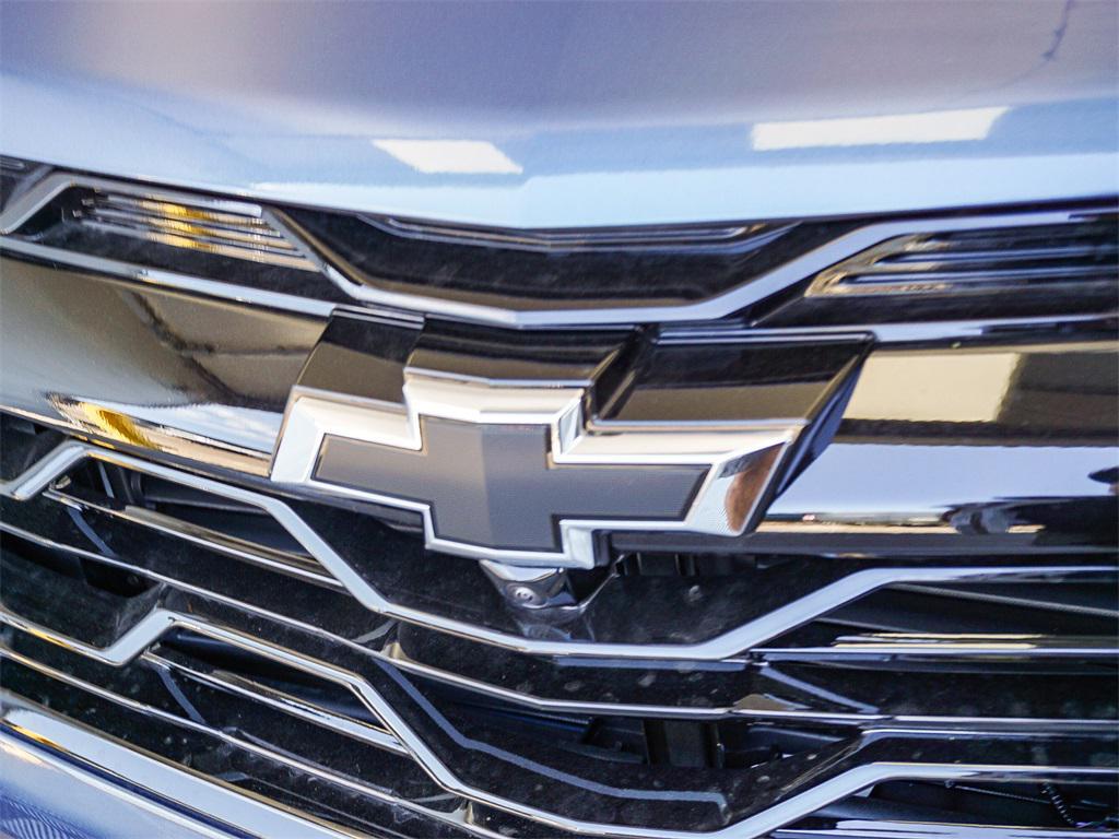 new 2026 Chevrolet Equinox car, priced at $33,160