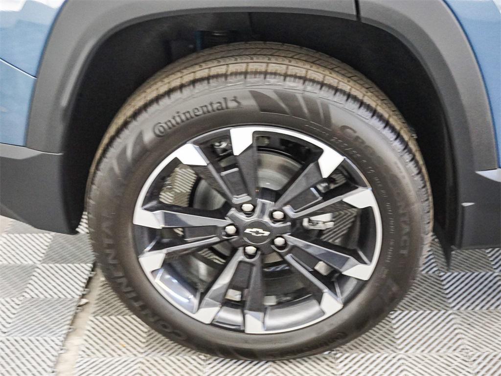 new 2026 Chevrolet Equinox car, priced at $33,160