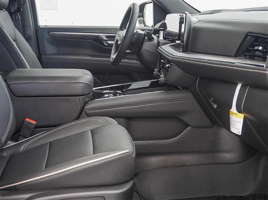 new 2025 Chevrolet Suburban car, priced at $75,815