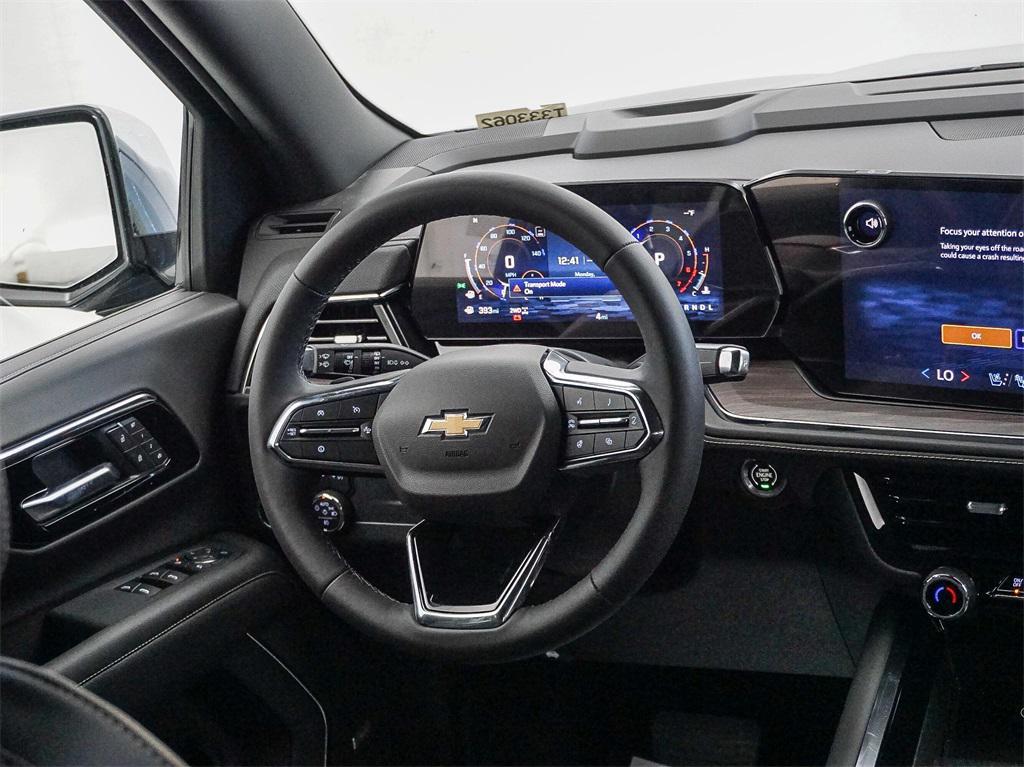 new 2025 Chevrolet Suburban car, priced at $75,815