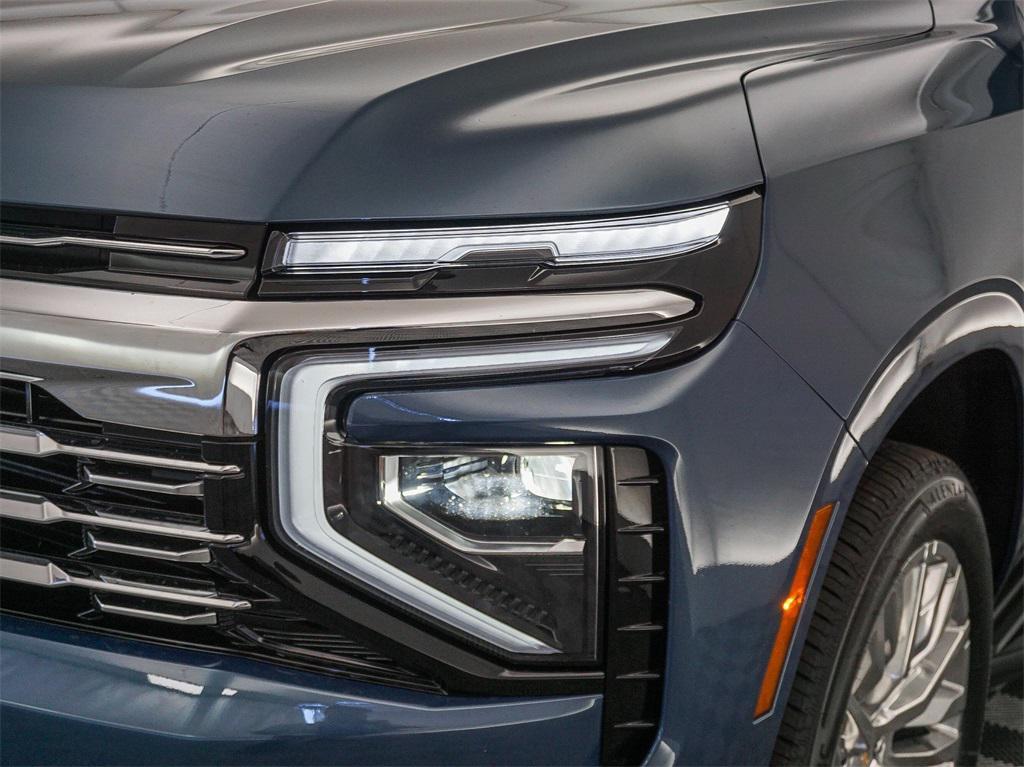 new 2025 Chevrolet Suburban car, priced at $75,815
