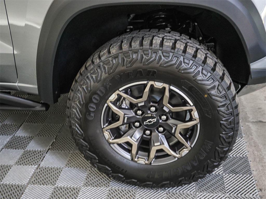 new 2026 Chevrolet Colorado car, priced at $50,435