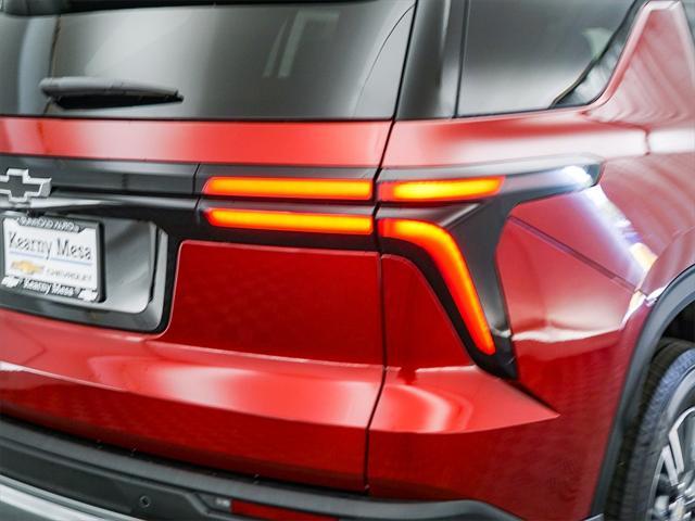 new 2025 Chevrolet Traverse car, priced at $44,305
