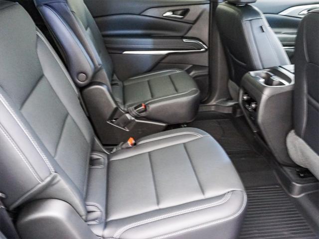 new 2025 Chevrolet Traverse car, priced at $44,305