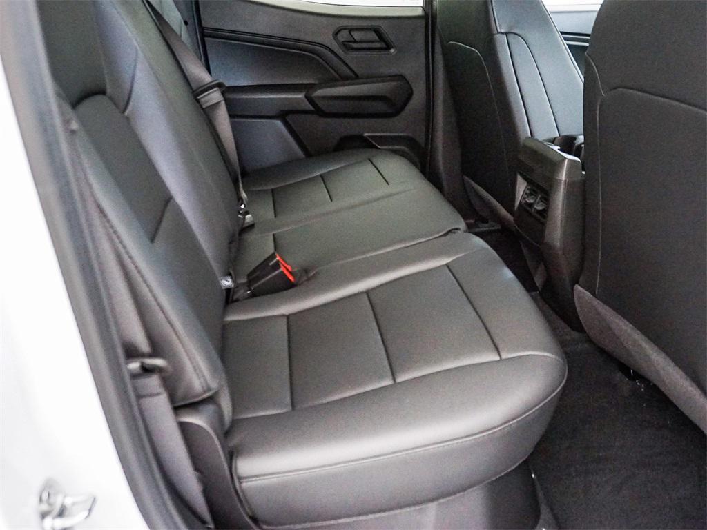 new 2025 Chevrolet Colorado car, priced at $40,995