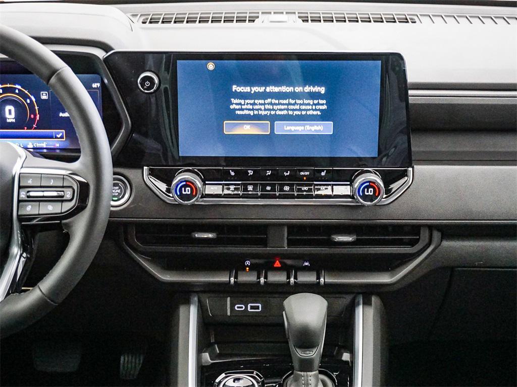 new 2025 Chevrolet Colorado car, priced at $40,995
