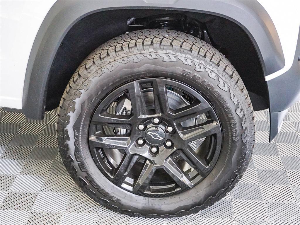 new 2025 Chevrolet Colorado car, priced at $40,995