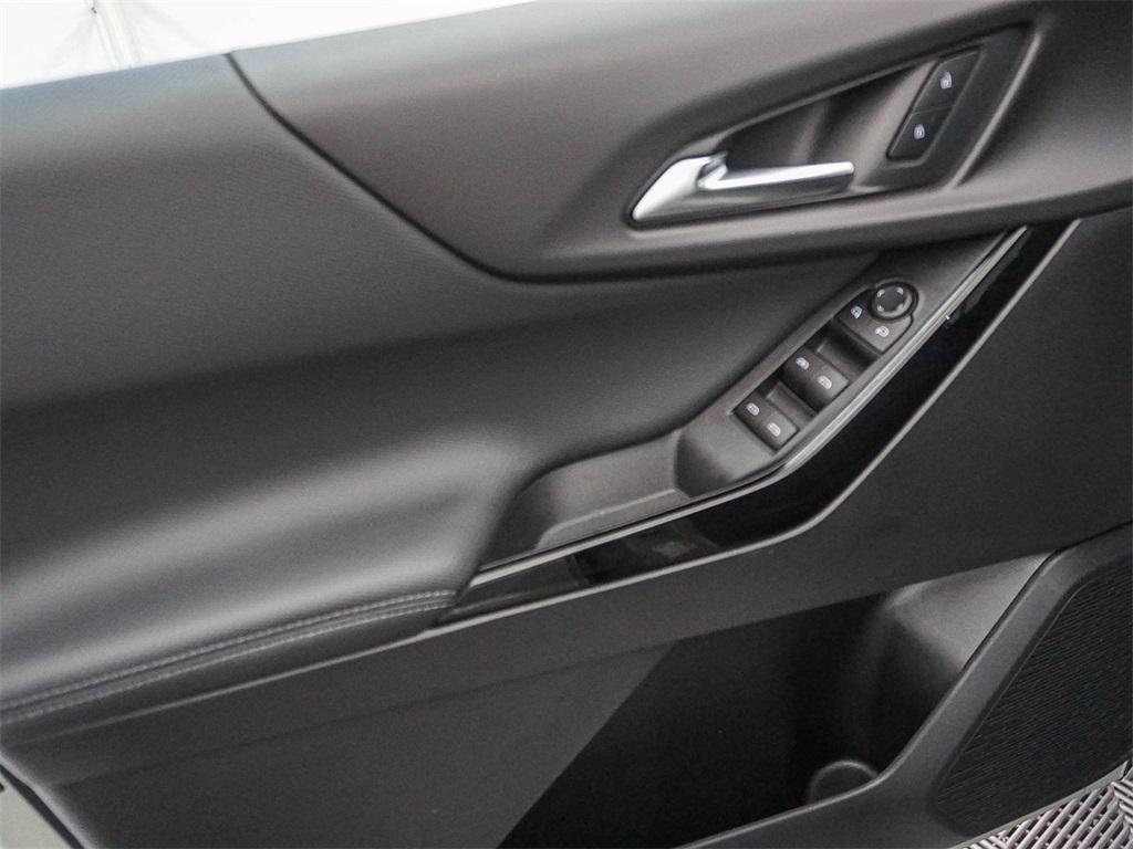 new 2026 Chevrolet Equinox car, priced at $25,820