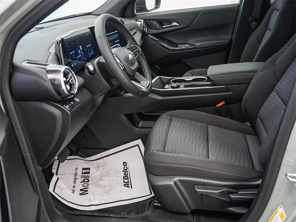 new 2026 Chevrolet Equinox car, priced at $25,820