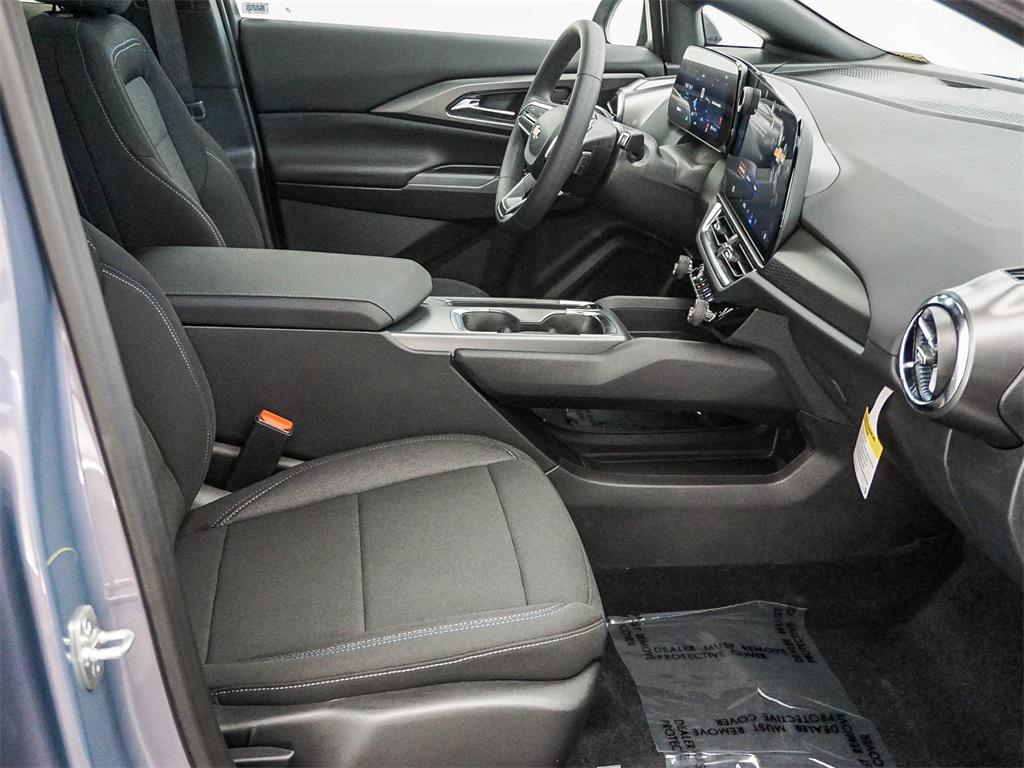 new 2026 Chevrolet Equinox EV car, priced at $31,270