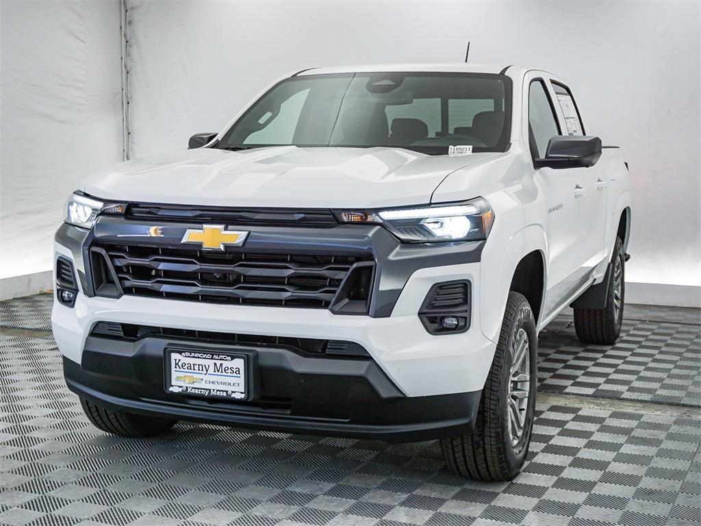 new 2025 Chevrolet Colorado car, priced at $32,995
