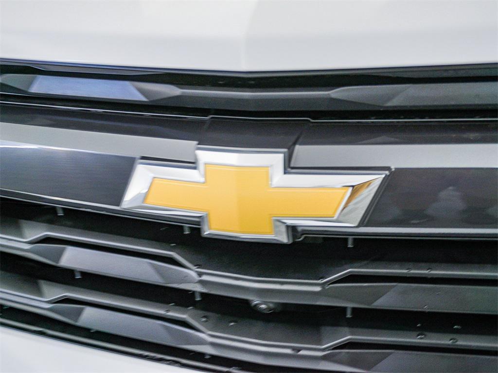 new 2025 Chevrolet Colorado car, priced at $32,995