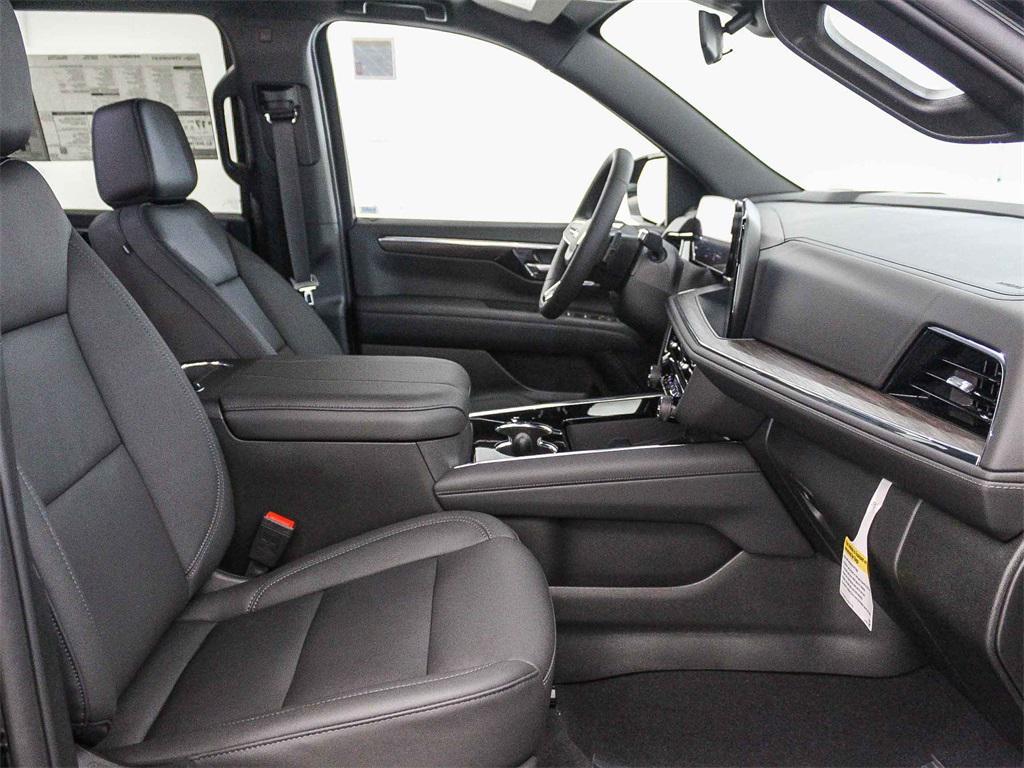 new 2026 Chevrolet Suburban car, priced at $68,290